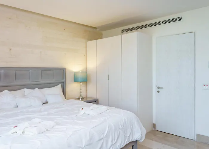 Oceana By Abna Aparthotel 4*